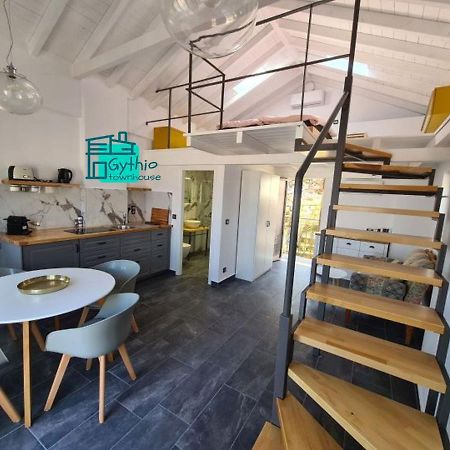 Gythio Townhouse Apartment Exterior photo