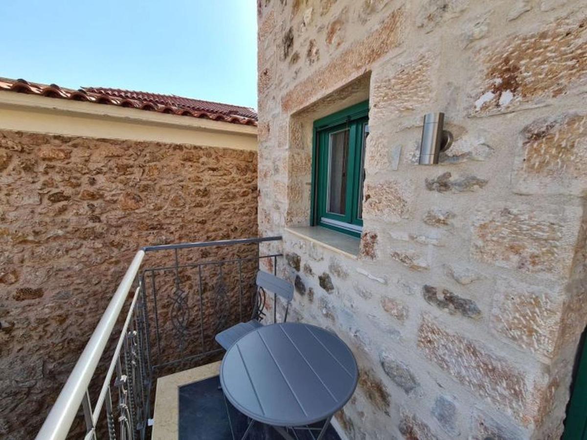 Gythio Townhouse Apartment Exterior photo