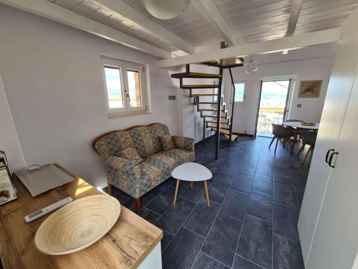 Gythio Townhouse Apartment Exterior photo