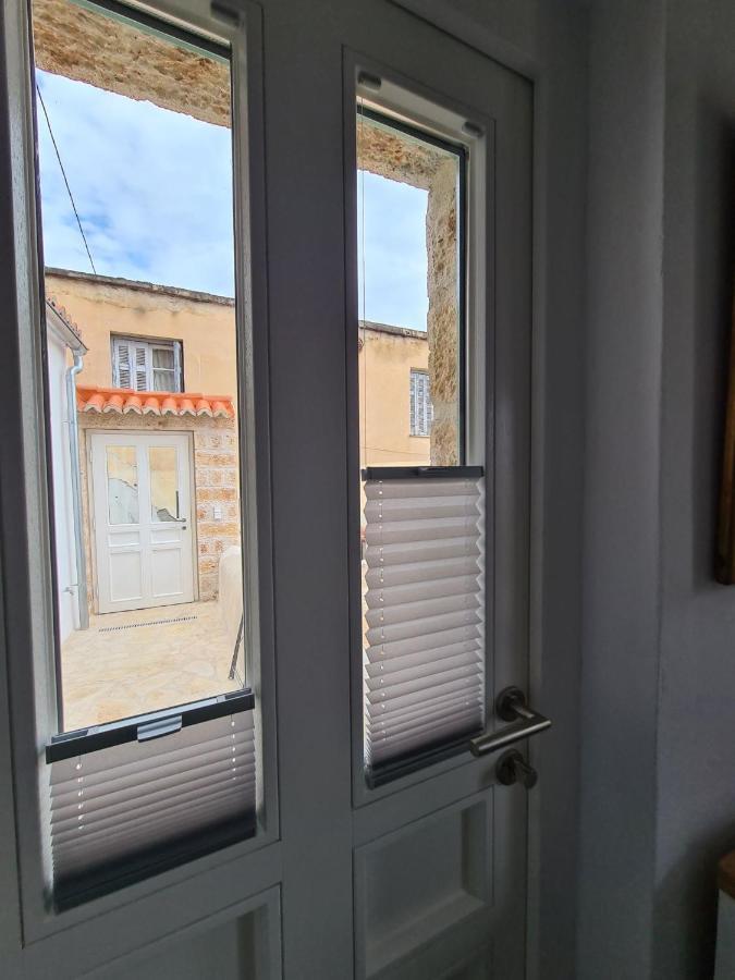 Gythio Townhouse Apartment Exterior photo